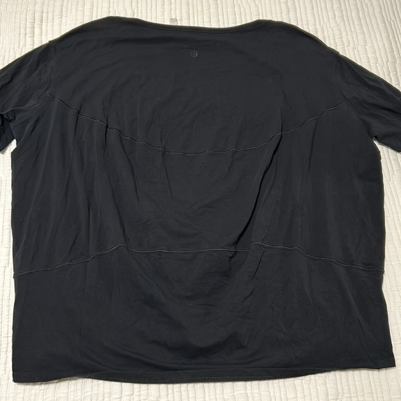 Lululemonn oversized tee - Picture 3 of 3
